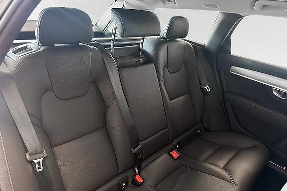 Volvo V90 11 of 30
