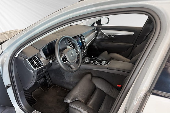 Volvo V90 7 of 30