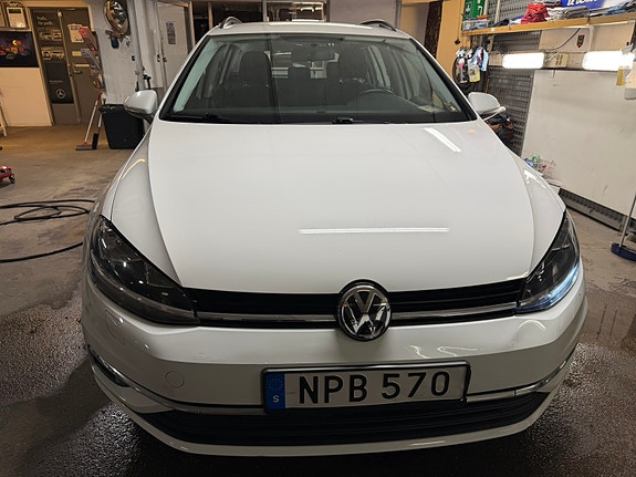Volkswagen Golf VII 3 of 10