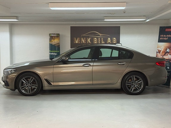 BMW 520d 4 of 5