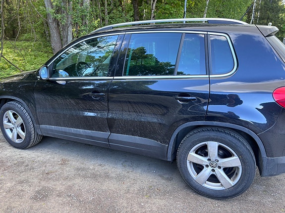Volkswagen Tiguan 3 of 5