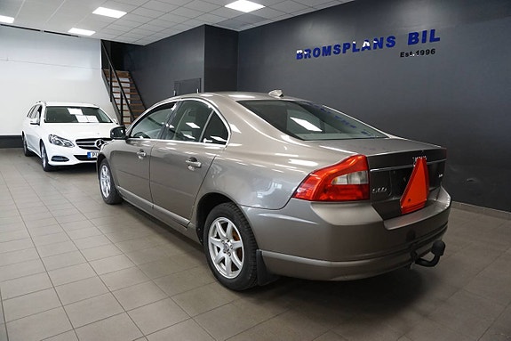 Volvo S80 5 of 12