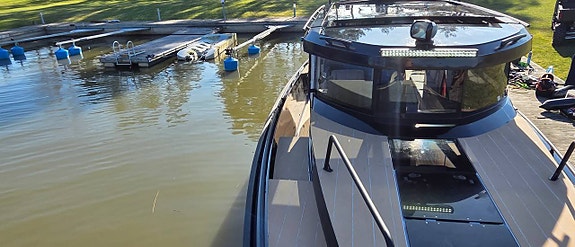 XO 360 2xPenta D4 300hp/st Premium cabinbåt 4 of 5