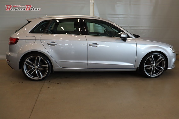 Audi A3 6 of 17