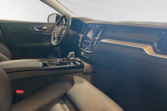 Volvo V60 11 of 23