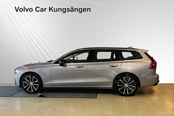 Volvo V60 4 of 23