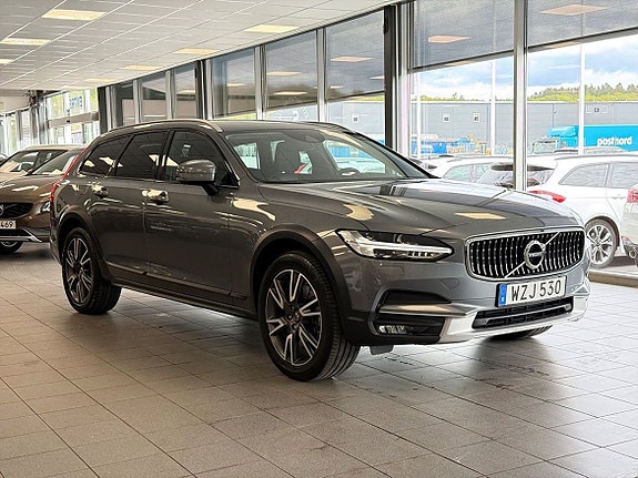 Volvo V90 Cross Country