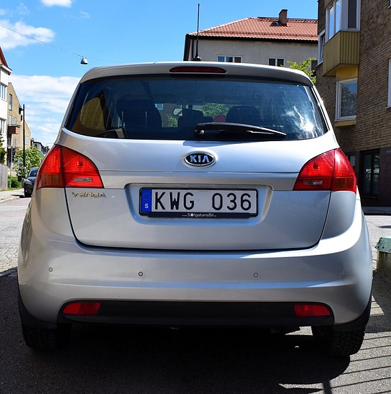 Kia Venga 4 of 8