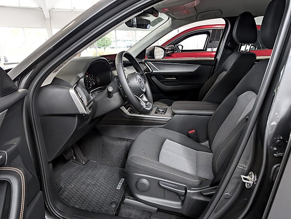 Mazda CX-60 13 of 18