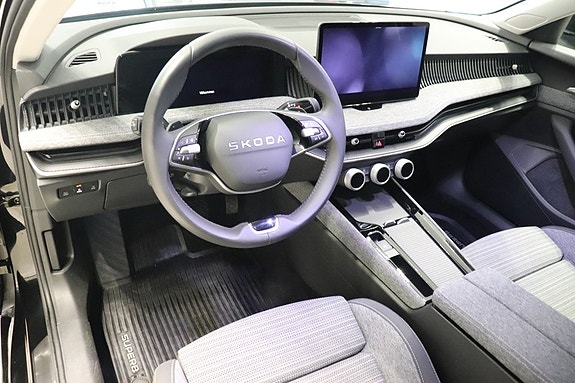 Skoda Superb 9 of 12