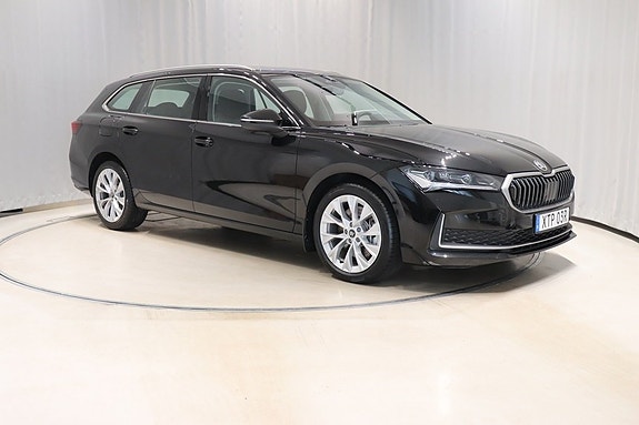 Skoda Superb 3 of 5