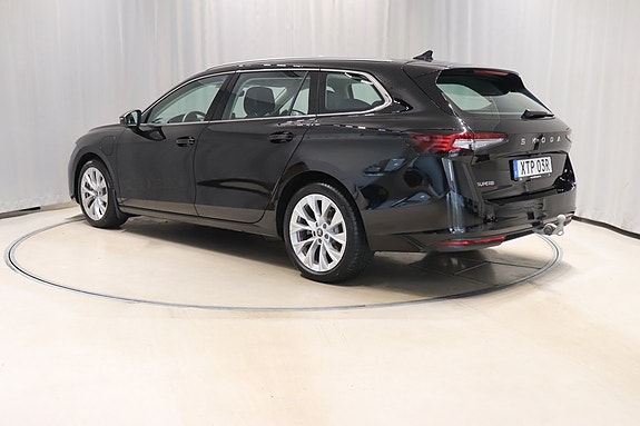Skoda Superb 6 of 12