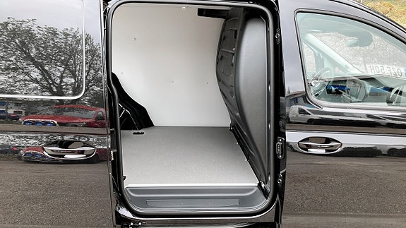 Volkswagen Caddy 11 of 12