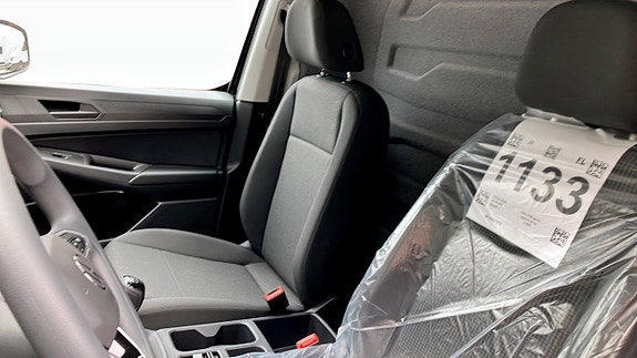Volkswagen Caddy 8 of 12