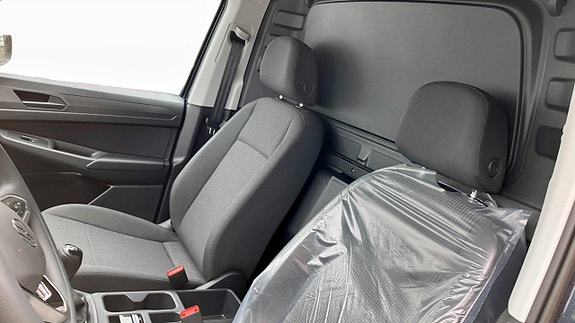 Volkswagen Caddy 8 of 12