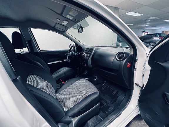 Nissan Micra 12 of 22