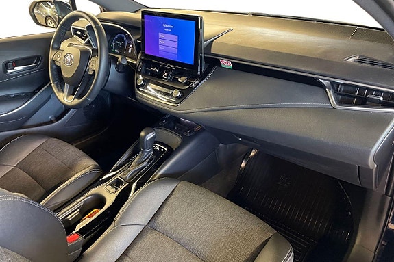 Toyota Corolla 7 of 21