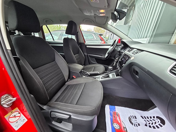 Skoda Octavia 9 of 15