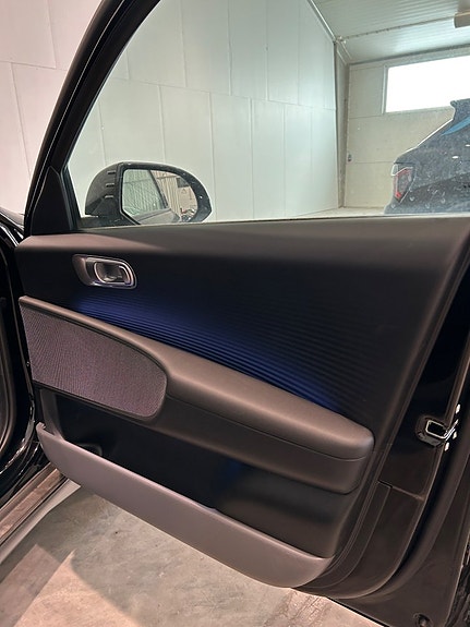 Hyundai Ioniq 6 6 of 8