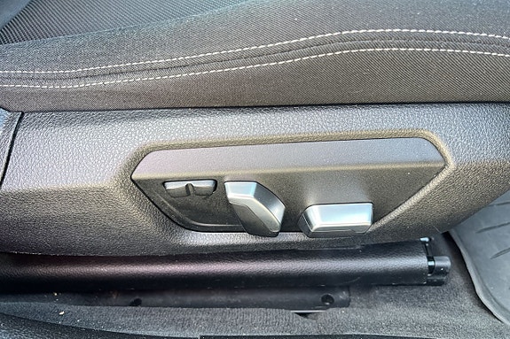 BMW 320 17 of 27