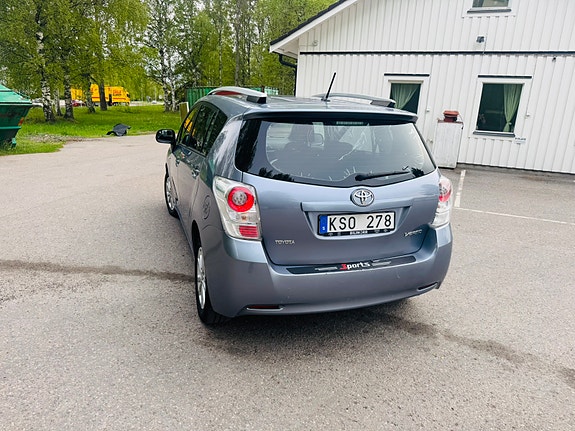 Toyota Verso 4 of 5