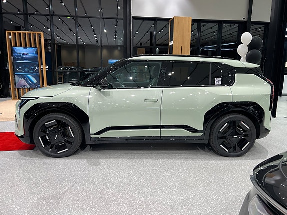 Kia EV3 10 of 30