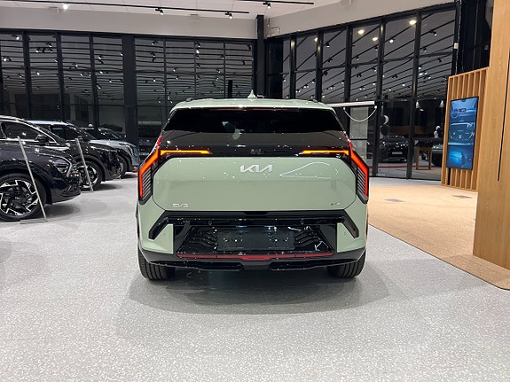 Kia EV3 12 of 30