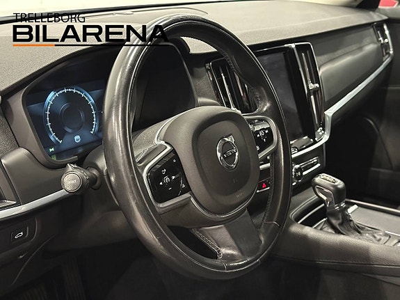 Volvo V90 Cross Country 9 of 27