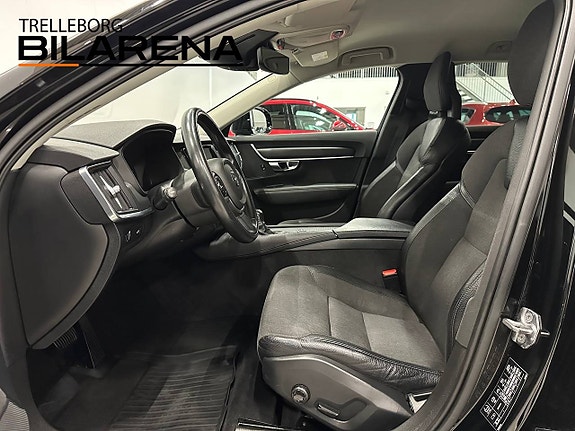 Volvo V90 Cross Country 11 of 27