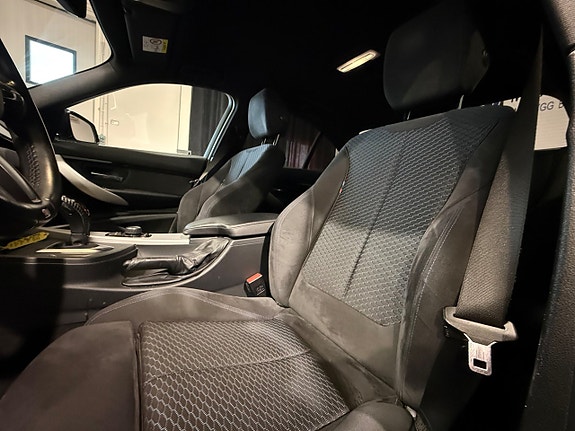 BMW 320d 17 of 20