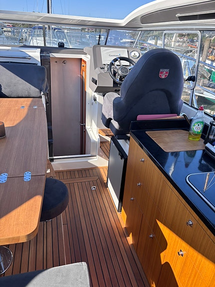 Marex 320 ACC Mycket välvårdad 7 of 20