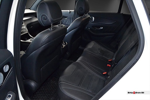 Mercedes-Benz GLC300 de 24 of 24