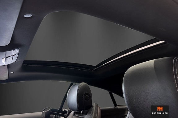 Mercedes-Benz E300 20 of 27