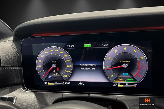Mercedes-Benz E300 16 of 27