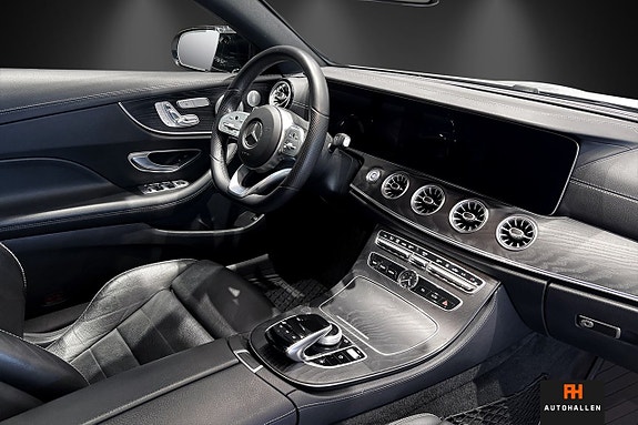 Mercedes-Benz E300 24 of 27