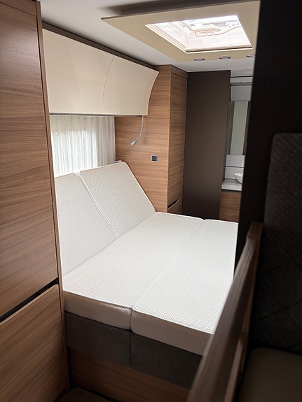 Adria Alpina 903 HT, AC, mover, tält 8 of 30