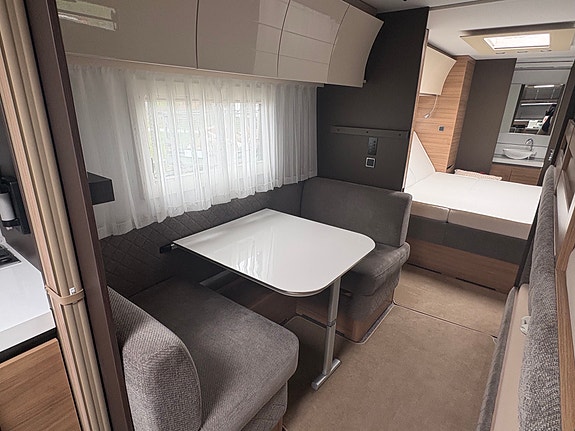 Adria Alpina 903 HT, AC, mover, tält 19 of 30