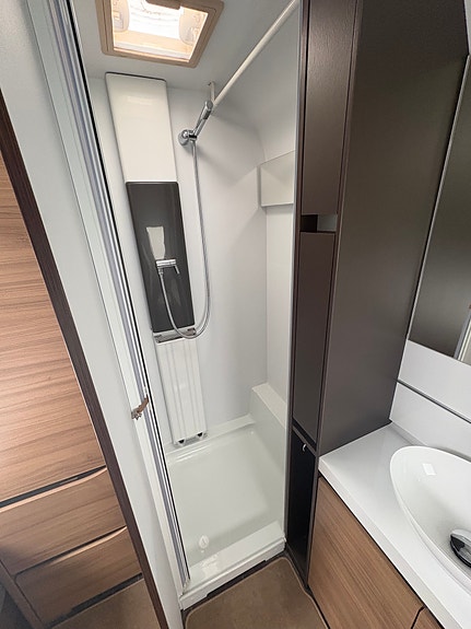 Adria Alpina 903 HT, AC, mover, tält 27 of 30