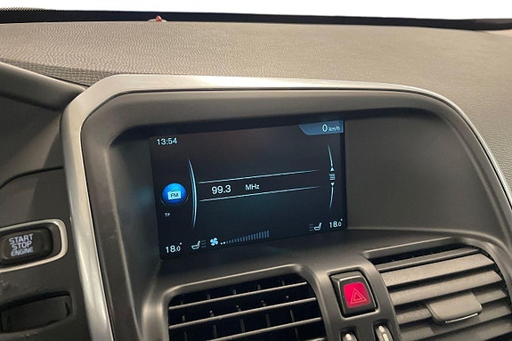 Volvo XC60 15 of 25