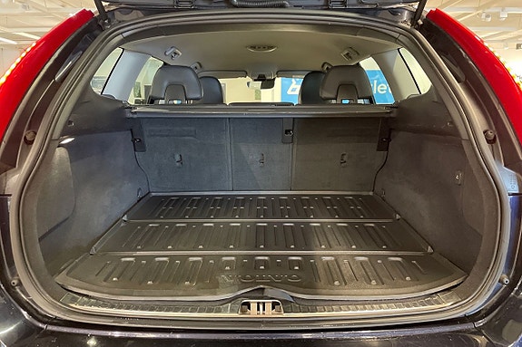 Volvo XC60 22 of 25