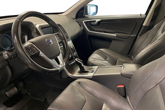 Volvo XC60 9 of 25