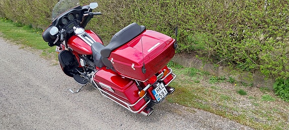 Harley-Davidson Electra Glide Ultra Classic 3 of 4