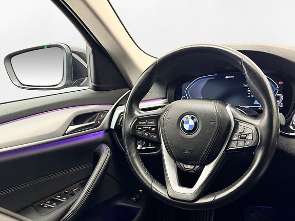 BMW 530e 19 of 30