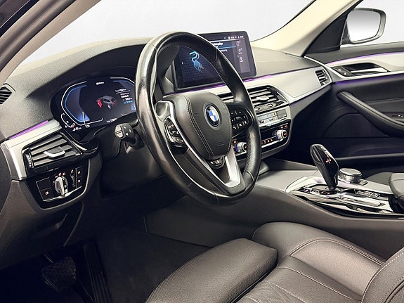 BMW 530e 14 of 30