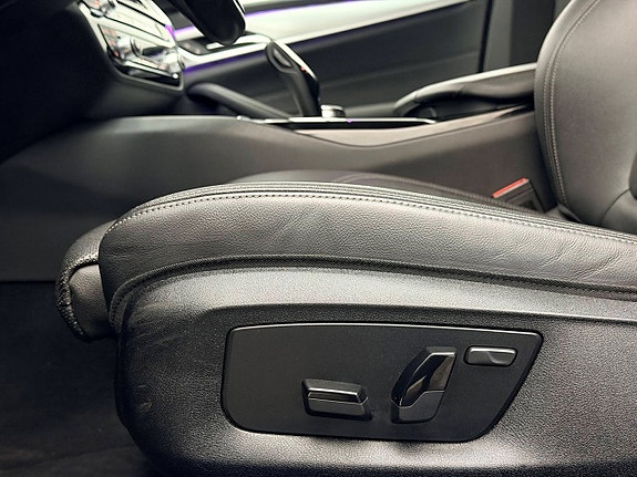 BMW 530e 15 of 30
