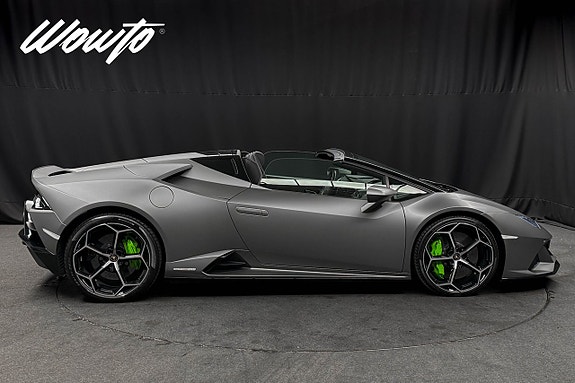 Lamborghini Huracan 4 of 5