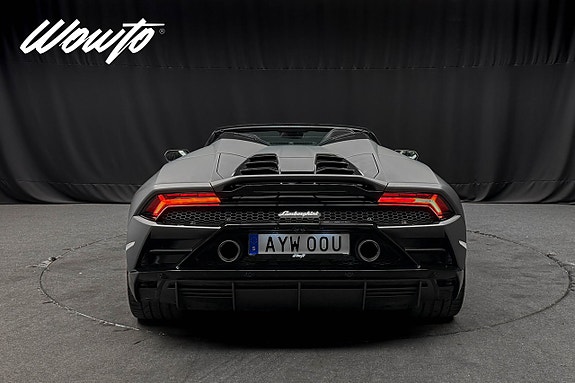Lamborghini Huracan 8 of 22