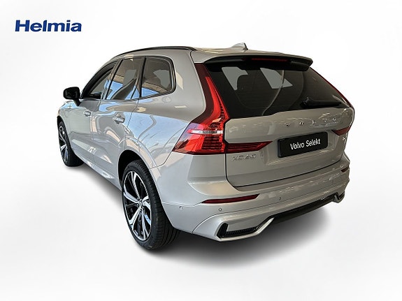 Volvo XC60 5 of 17
