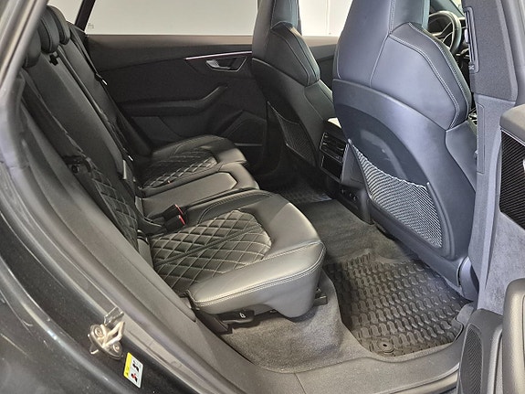 Audi Q8 8 of 13