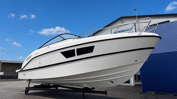 Ny Uttern D77 White Mercury 250  V8 - Kampanj 3,65% 2 of 13